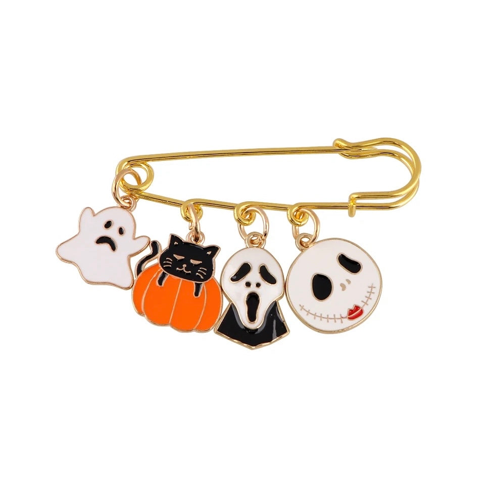 HALLOWEEN GHOSTS SAFTEY PIN