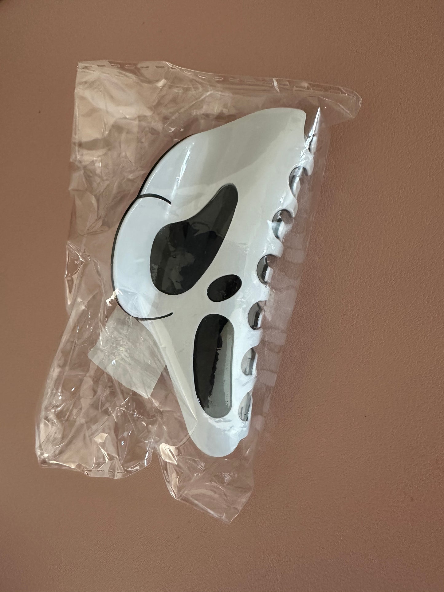 GHOSTFACE HAIR CLIP